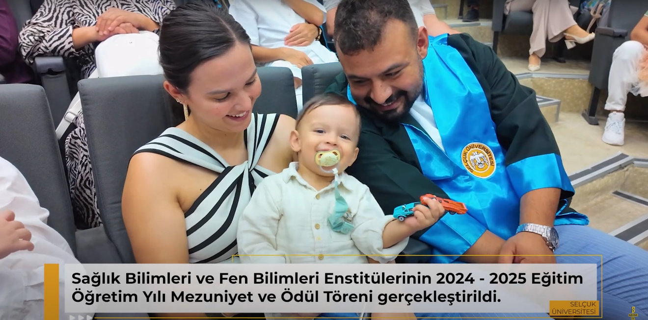 Sağlık Bilimleri ve Fen Bilimleri Enstitülerinde mezuniyet heyecanı